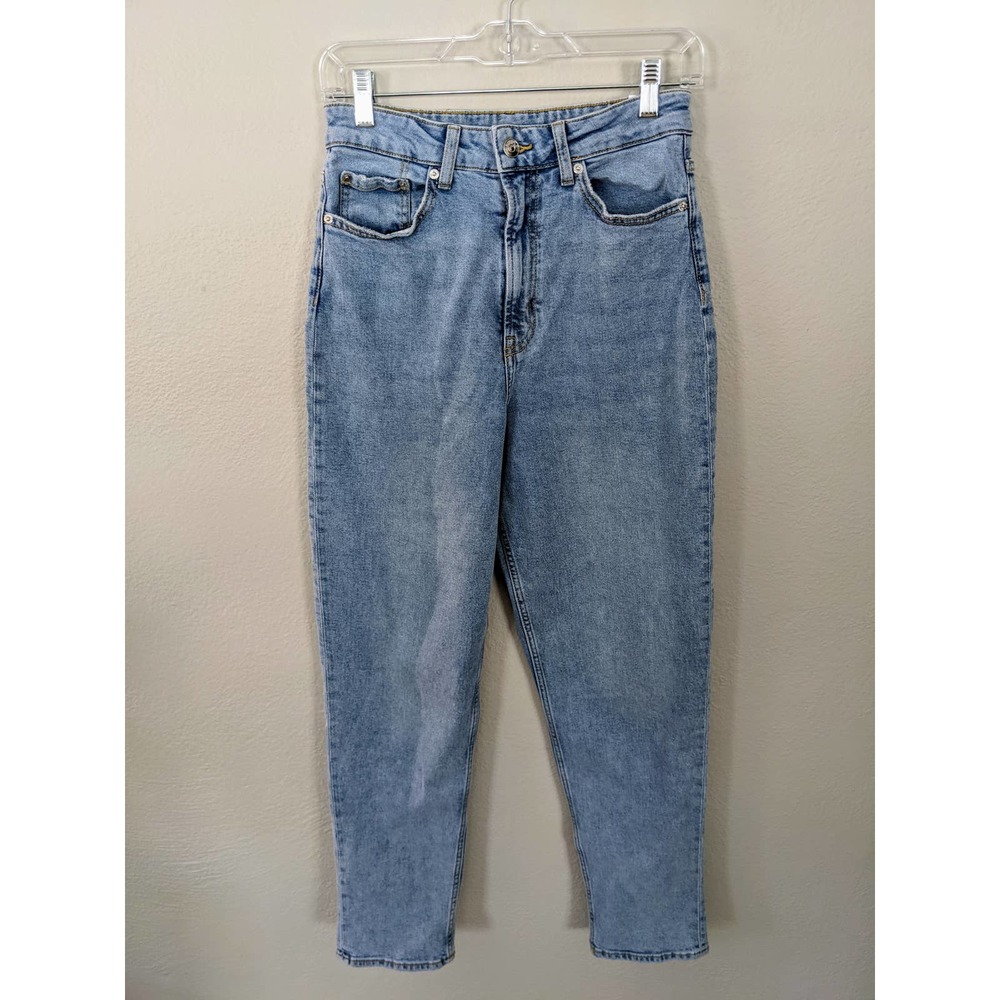 NWOT H&M 90s Mom Super High Waisted Jeans